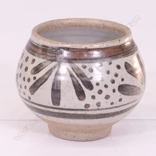 BERNARD LEACH POTTERY BOWL Image 1++