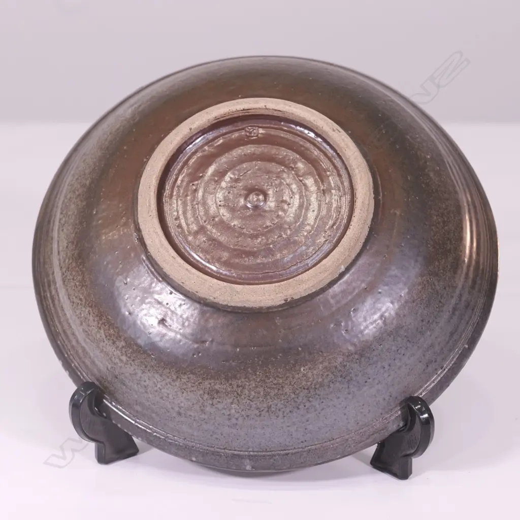 LEN CASTLE WIDE BOWL Image 1++