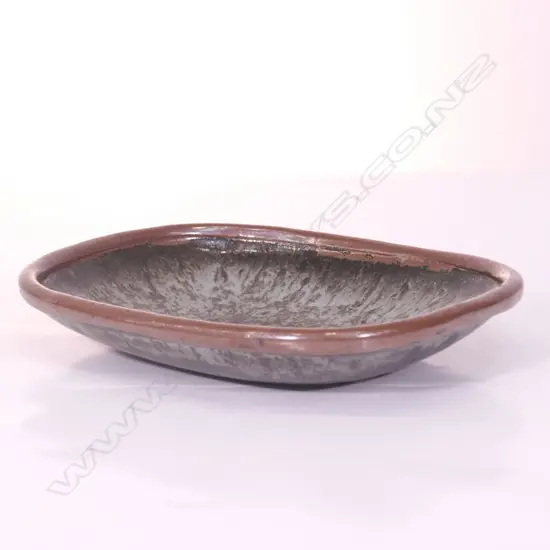 LEN CASTLE RECTANGULAR BOWL