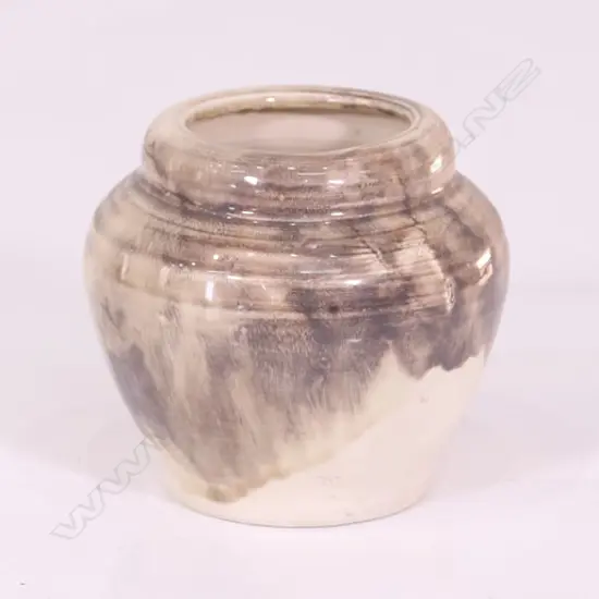 BRIAR GARDNER SQUAT VASE 