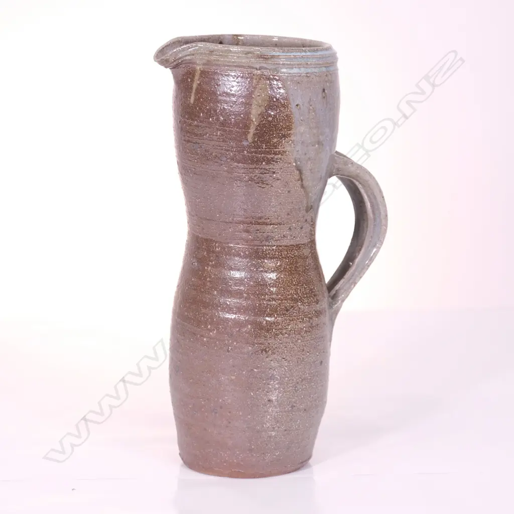 SAM IRELAND LARGE JUG Image 1++