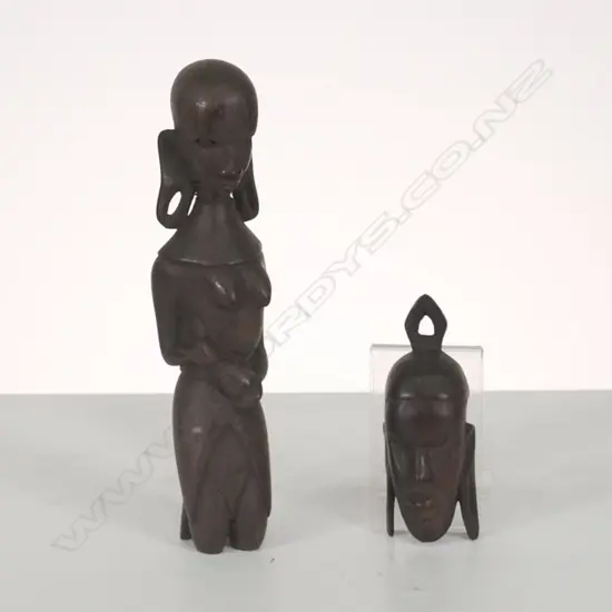TWO AFRICAN FIGURES, TALLEST H. 210MM