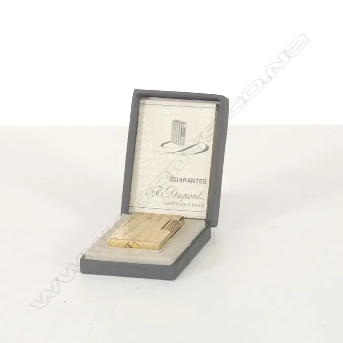 CASED GOLD PLATED DUPONT CIGARETTE LIGHTER Image 1++