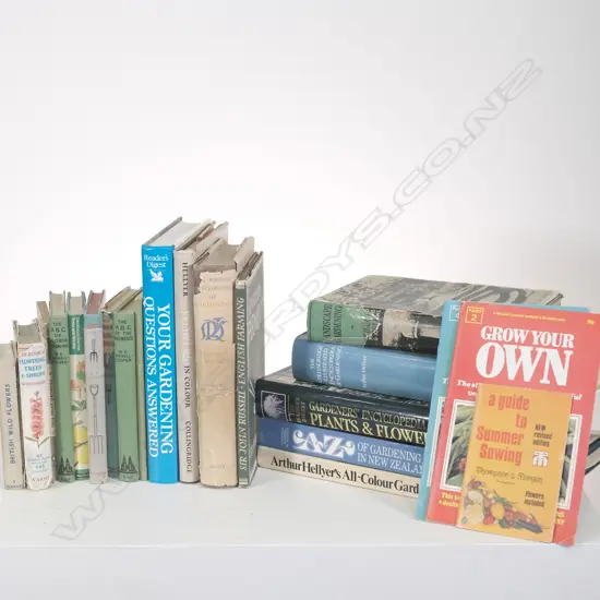 COLLECTION BOOKS - GARDENING & AGRICULTURE UK/NZ (17)
