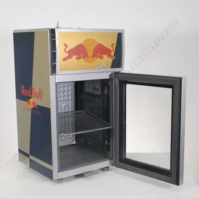 SM RED BULL COUNTER DISPLAY FRIDGE, H. 550MM Image 1++