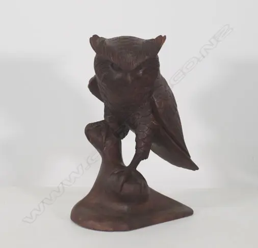 WELL CARVED WOODEN OWL, H. 310MM Image 1++