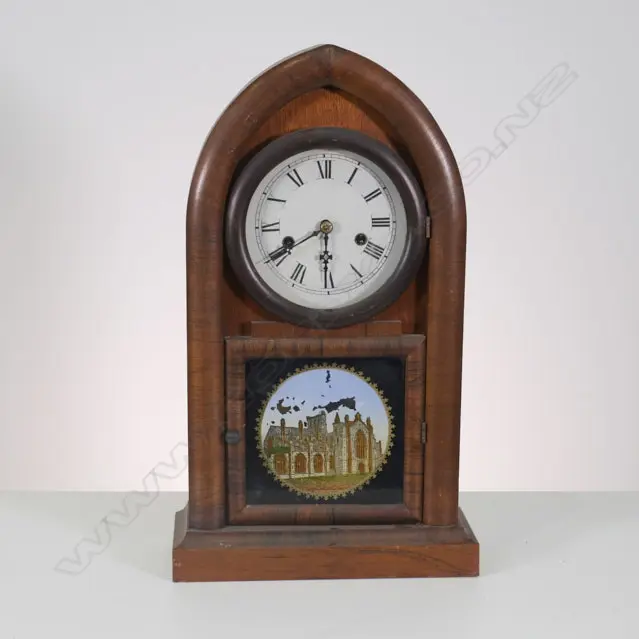 AMERICAN GERMONE & CO PICTURE BEEHIVE CLOCK, H 490MM Image 1++