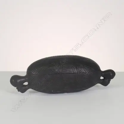 MODERN CARVED WAKA HUIA, L 340MM Image 1++