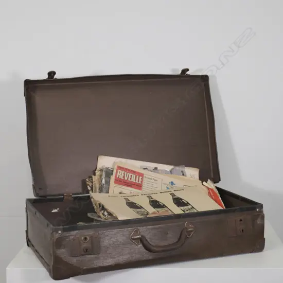 VINTAGE SUITCASE WITH ASST PRINTED EPHEMERA & MILITARY PUBLICATIONS