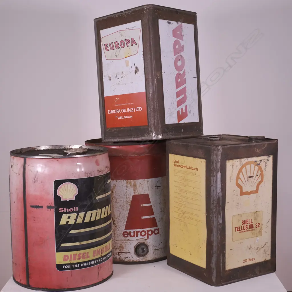 4 20 LITRE OIL CANS FOR EUROPA AND SHELL H 370MM Image 1++