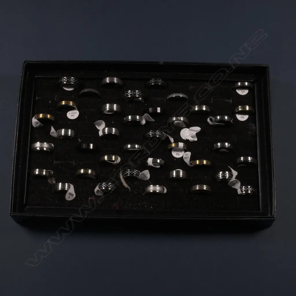 TRAY OF SAMPLE WEDDING RINGS (S/STEEL?) Image 1++