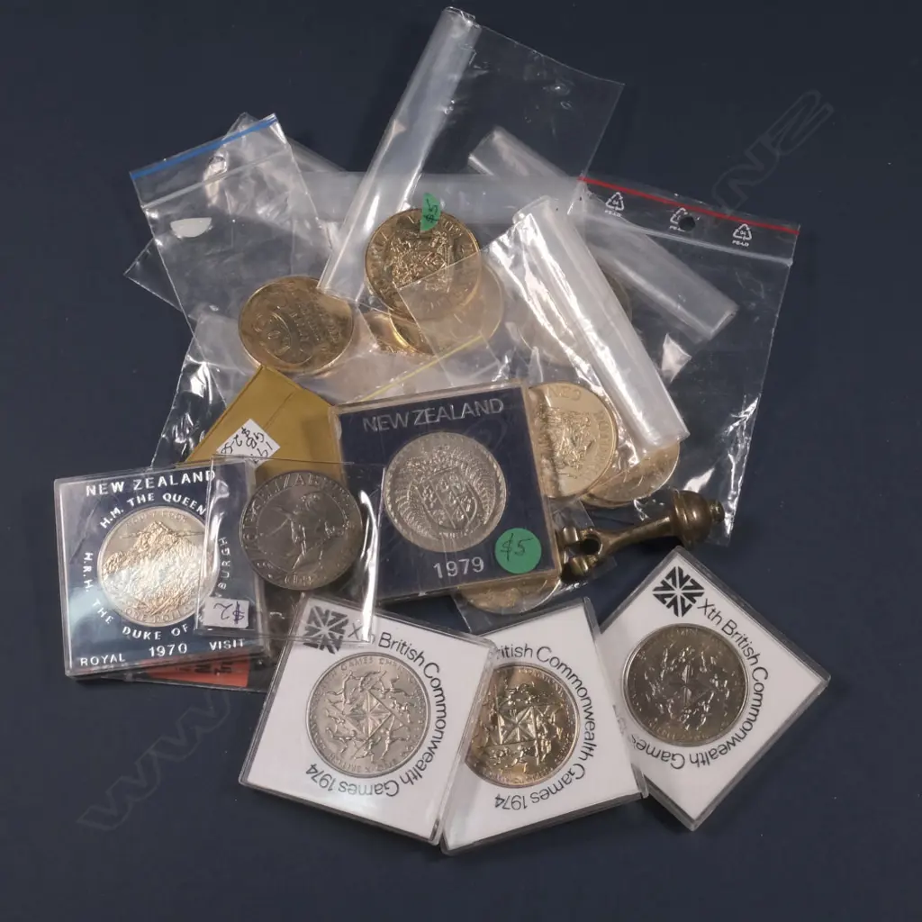 BOX OF NZ AND ENGLISH CENTENNIAL COINS Image 1++