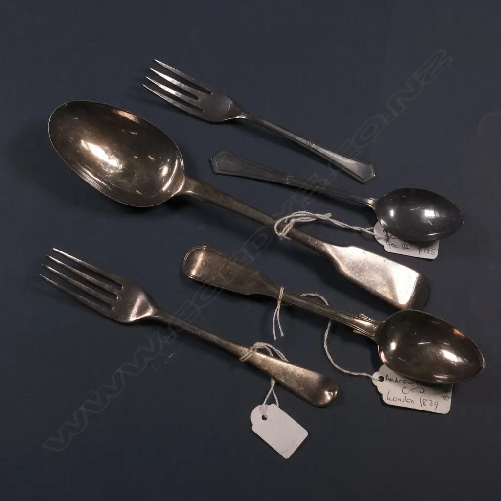 2 S/SILVER FORKS; 2 SPOONS; 1 TBL SPOON  TOTAL WEIGHT 175G. Image 1++