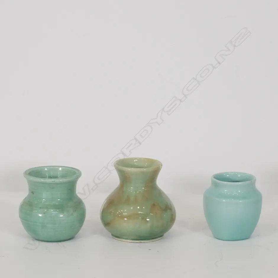 SQUAT OLIVE JONES VASE & C/LYNN & OC STEPHENS VASES, TALLEST H. 105MM, SOME FAULTS Image 1++