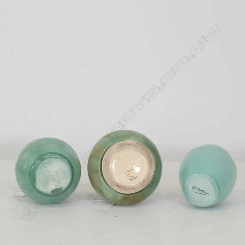 SQUAT OLIVE JONES VASE & C/LYNN & OC STEPHENS VASES, TALLEST H. 105MM, SOME FAULTS Image 1++