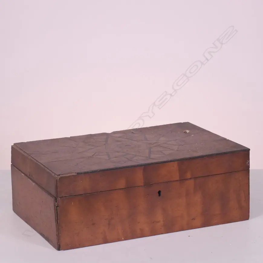 NZ TIMBERS INLAID BOX, L. 320MM, SOME FAULTS Image 1++