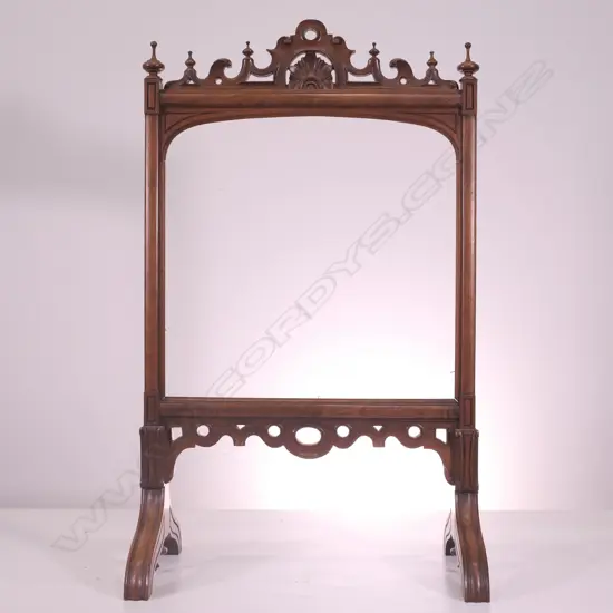 A 19TH C WALNUT FIRE SCREEN FRAME, H 1080
