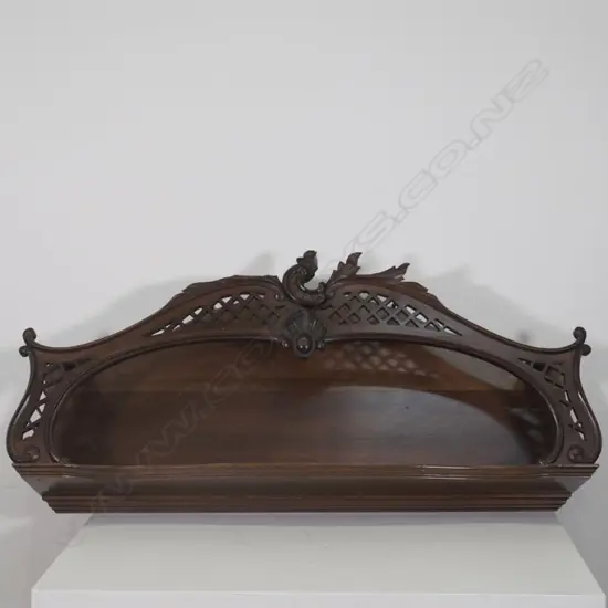 EDWARDIAN MAHOGANY PIERCED DISPLAY SHELF, L. 900MM