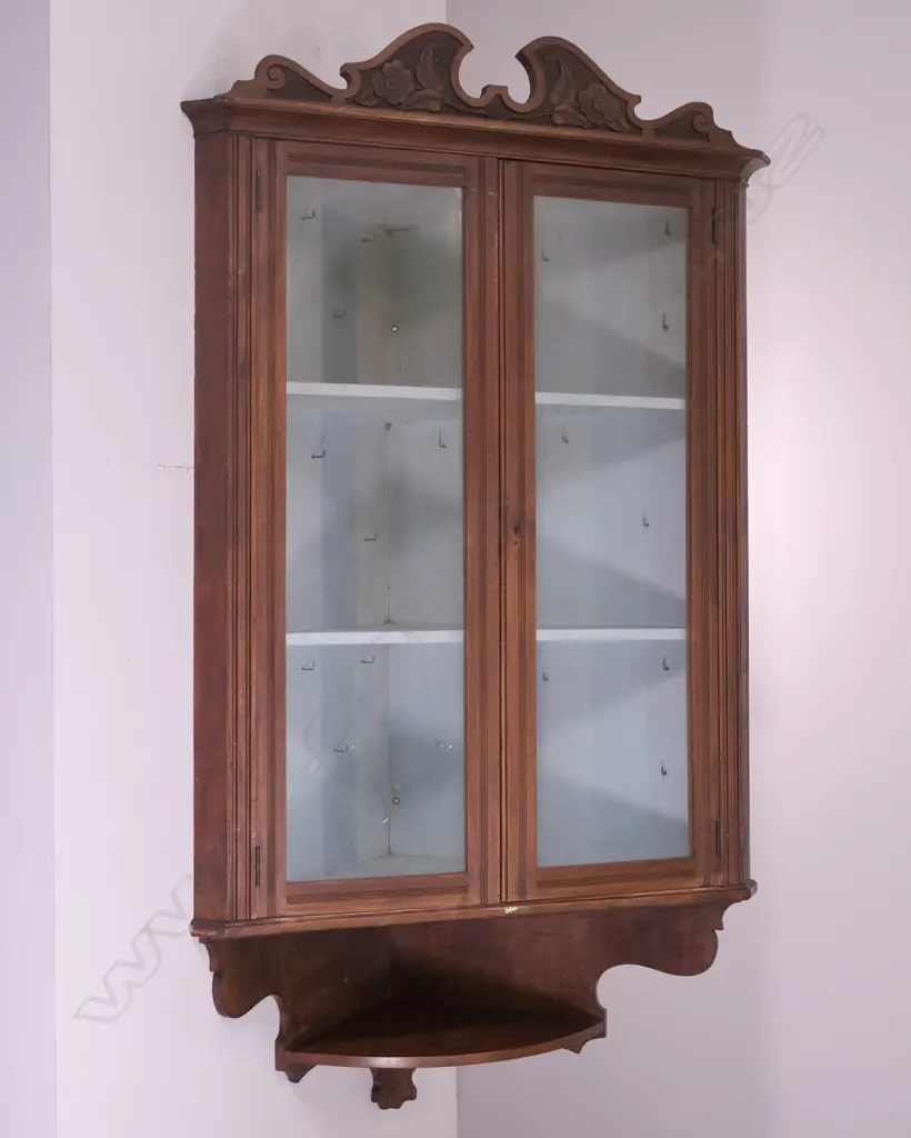 A COLONIAL KAURI GLAZED CORNER CABINET, W 880 H 1800 MM  Image 1++
