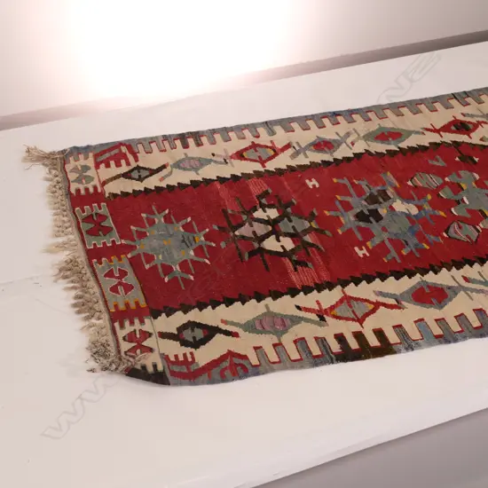 TURKISH KILIM RUG; GEOMETRIC; SLIT WEFT CONSTRUCTION. 850 x 1400mm