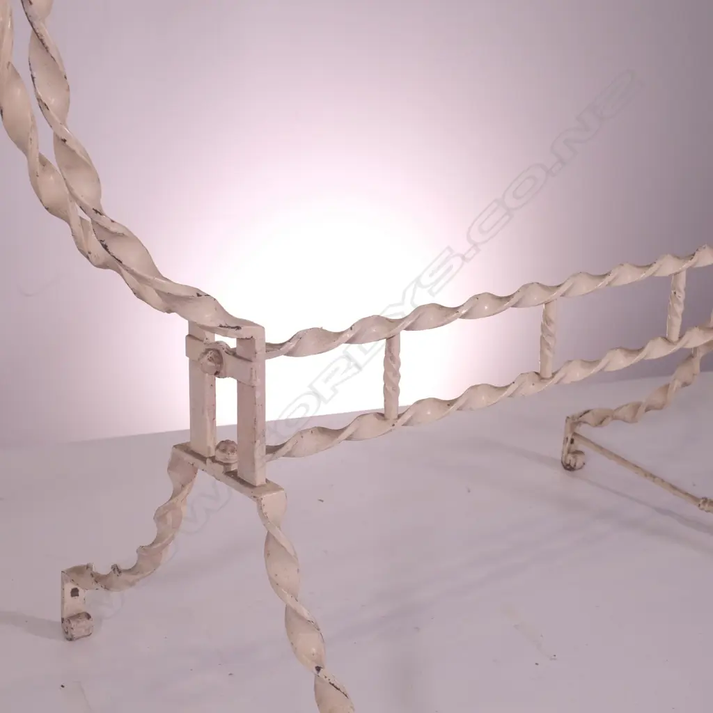 19THC TWISTED WROUGHT IRON CRADLE STAND  Image 1++