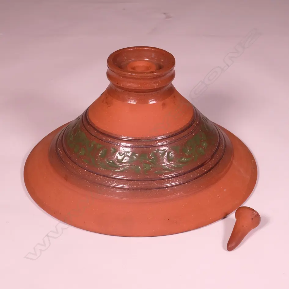 SIGNED POTTERY LIDDED CASSEROLE Image 1++
