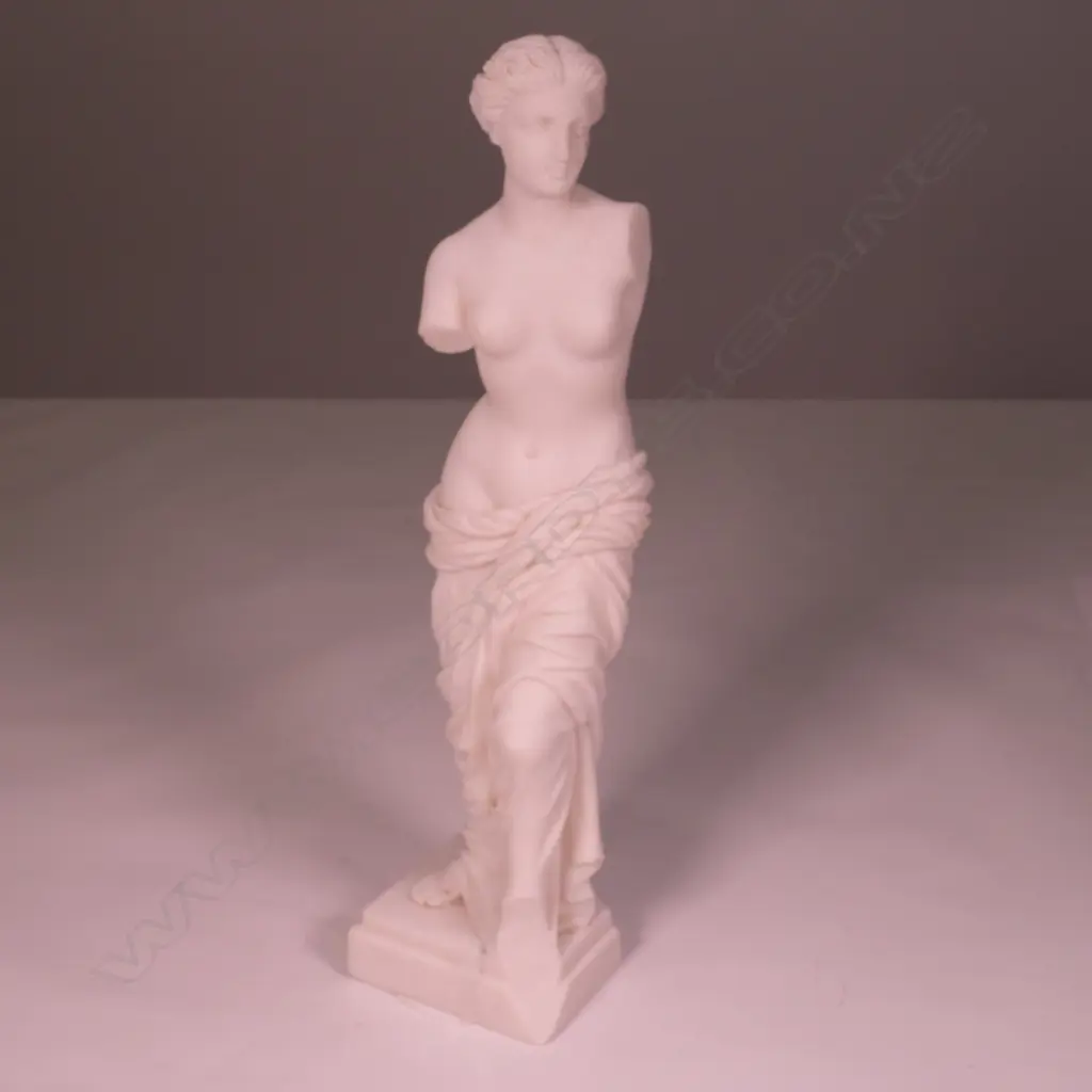GRECIAN APHRODITE FIGURE Image 1++