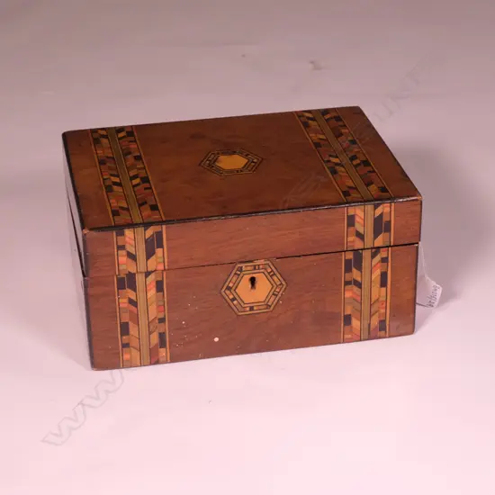 VICT TUNBRIDGE BOX BEAD WORK & COLLECTABLES