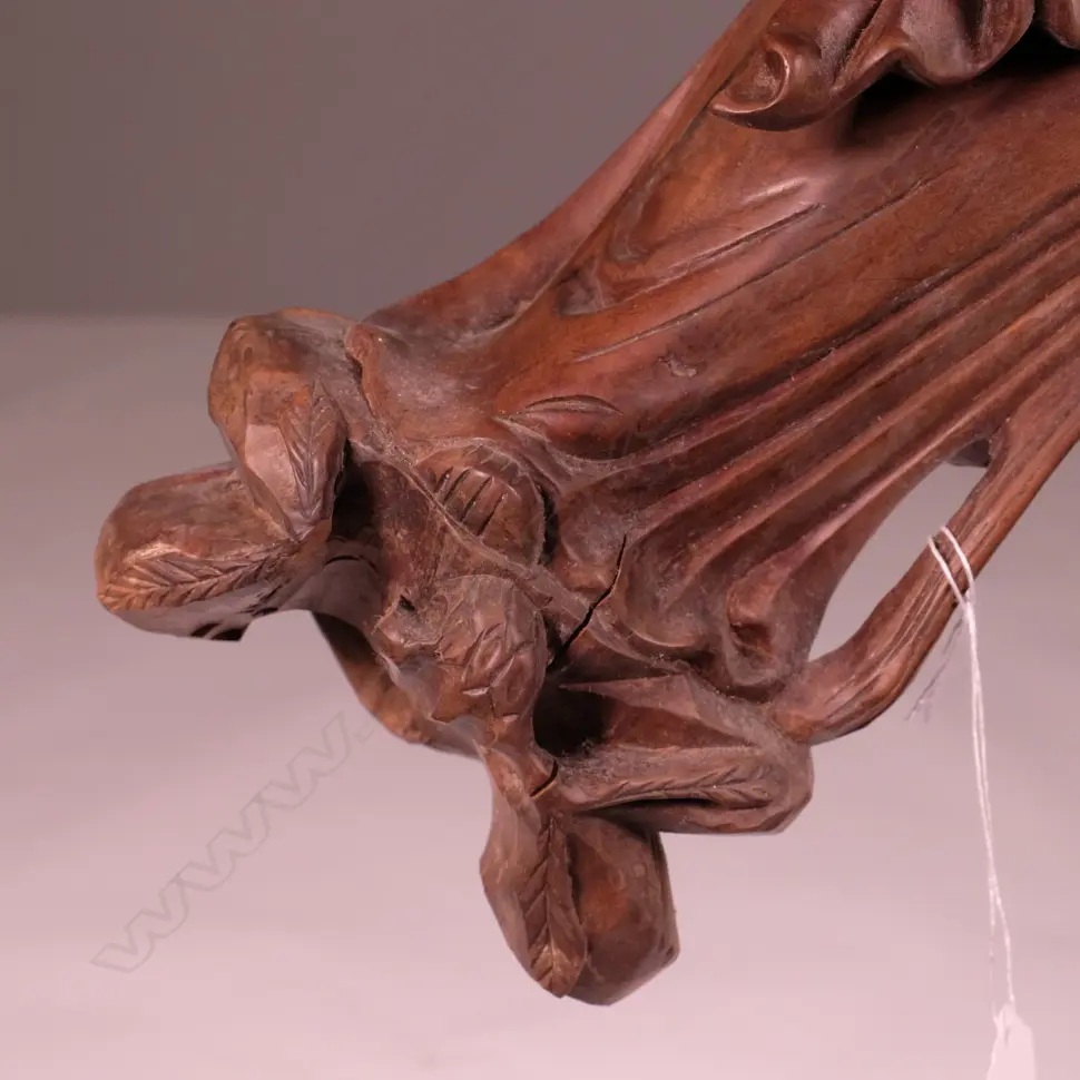 CHINESE HARDWOOD CARVED FIGURE Image 1++
