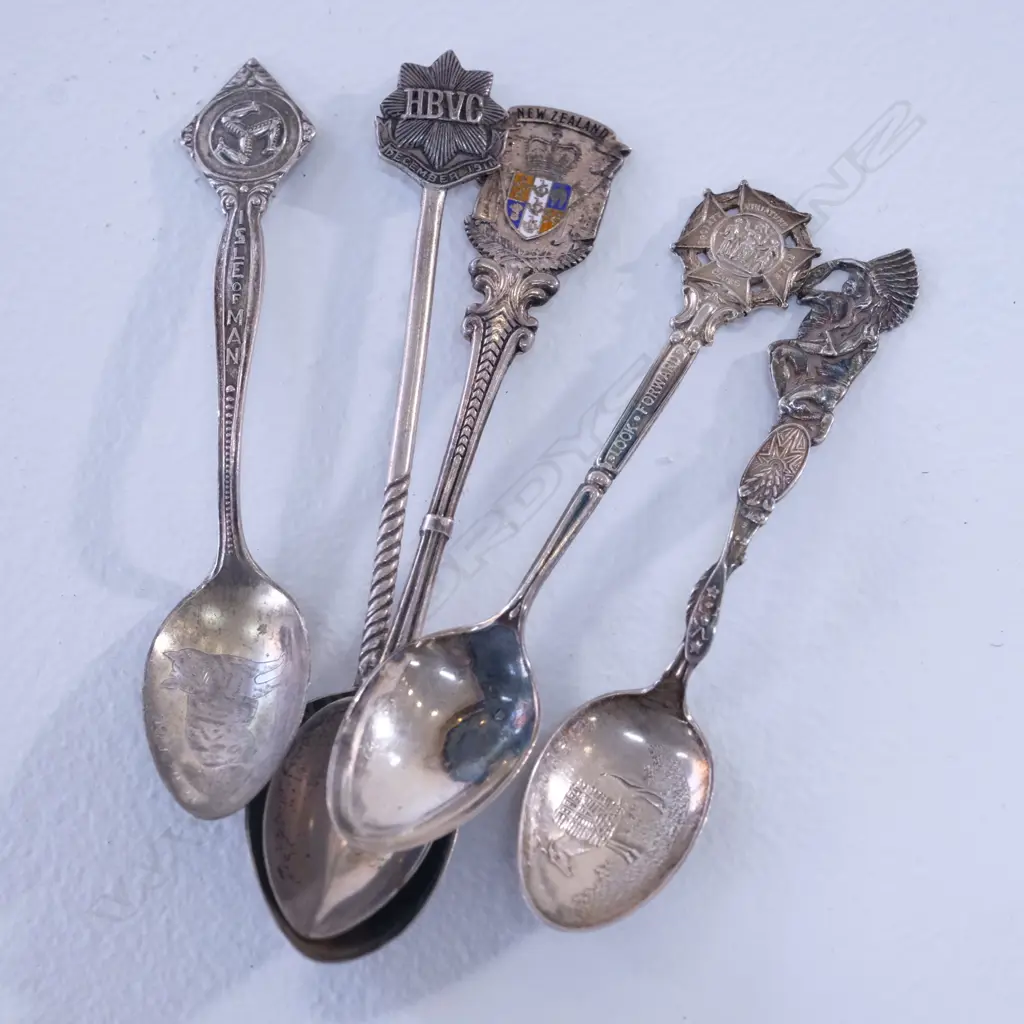 5 SILVER SOUVENIR SPOONS Image 1++