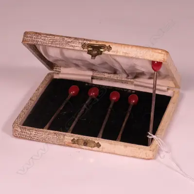 BOXED SET OF 5 SILVER COCKTAIL PICKS Image 1++