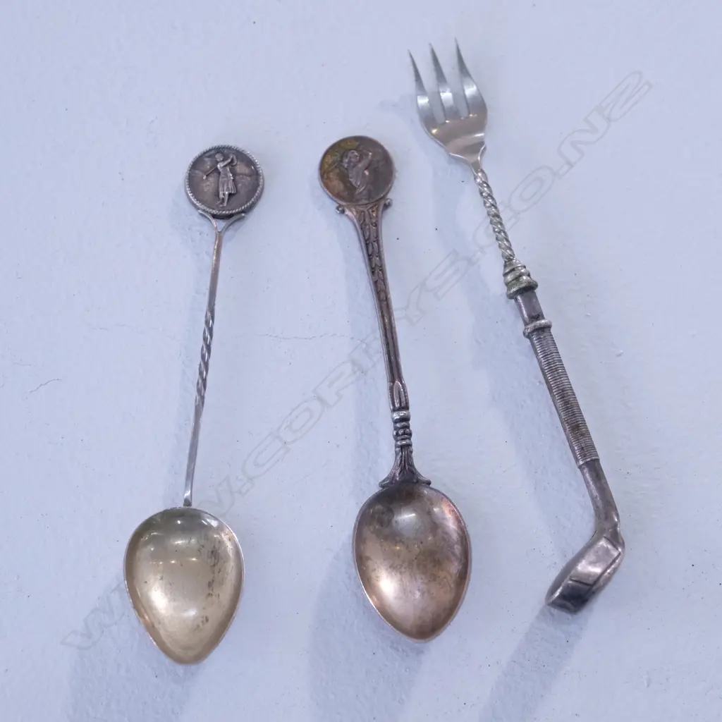3 SILVER GOLF CUTLERY PIECES Image 1++