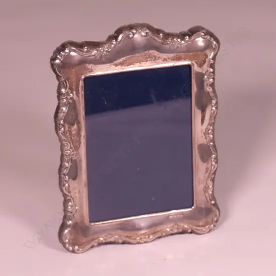 SILVER PHOTO FRAME