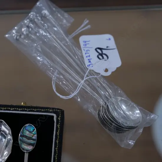 6 SILVER COFFEE SPOONS 