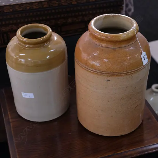 TWO TIMARU POTTERIES CROCK H. 37MM