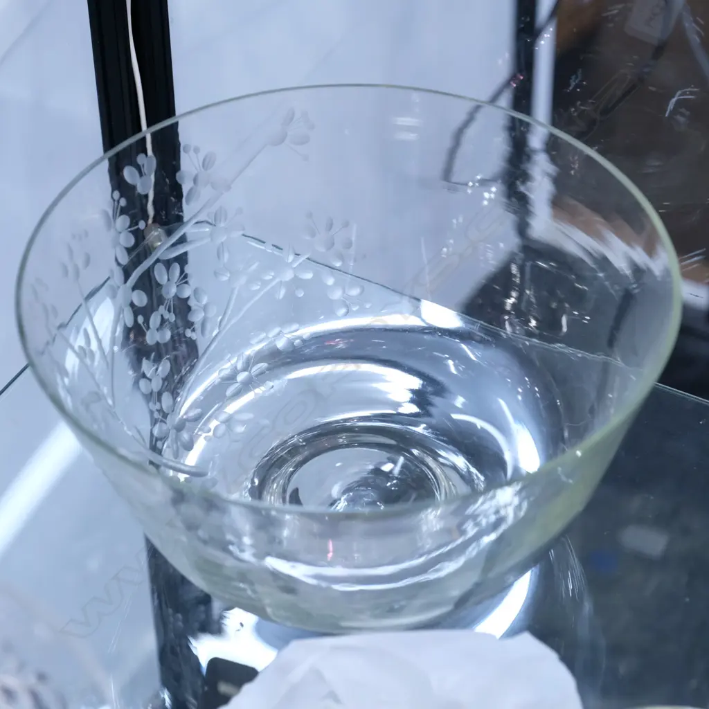 ETCHED CRYSTAL BOWL, DIA. 250MM Image 1++