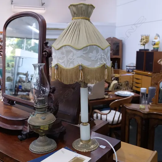 VINTAGE MARBLE PEDESTAL LAMP REWIRED. WORKING H. 702MM