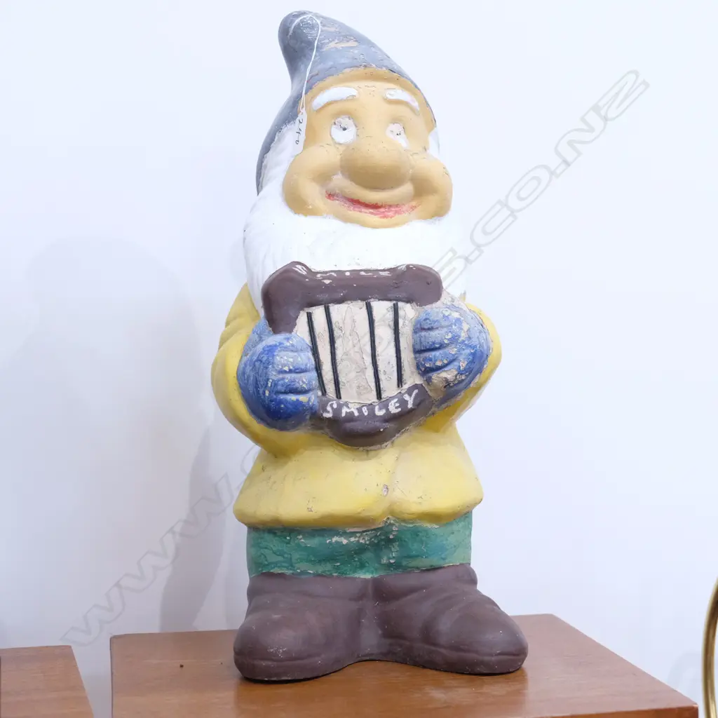 LARGE PLASTER GARDEN GNOME NAMED SMILEY H  500 MM Image 1++