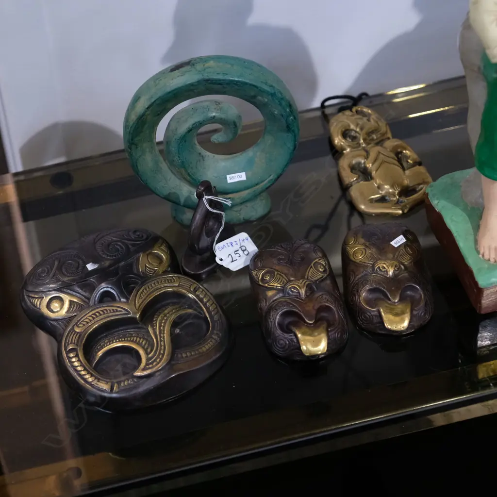 3 TIKI'S PLUS 2 MATAUS Image 1++