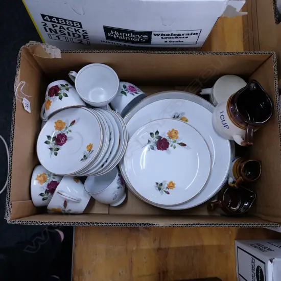 LOT ASST MEAKIN DINNER WARE ETC