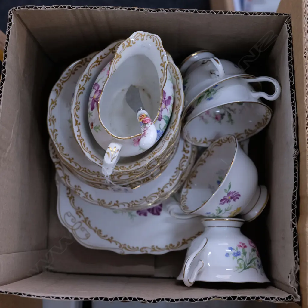 ROYAL ALBERT NOSEGAY PATTERN PART TEA SERVICE Image 1++