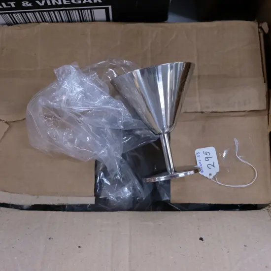 APPROX 100 STAINLESS STEMMED GLASSES AS NEW EACH H. 110