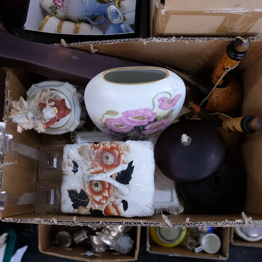 BOX ASST CHINA  / VICTORIAN CHEESE WEDGE, HAND PAINTED VASE ETC Image 1++
