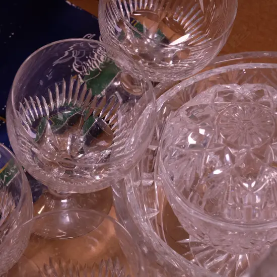 LOT ASST CRYSTAL,ROYAL DOULTON DECANTER,STUART ETC 