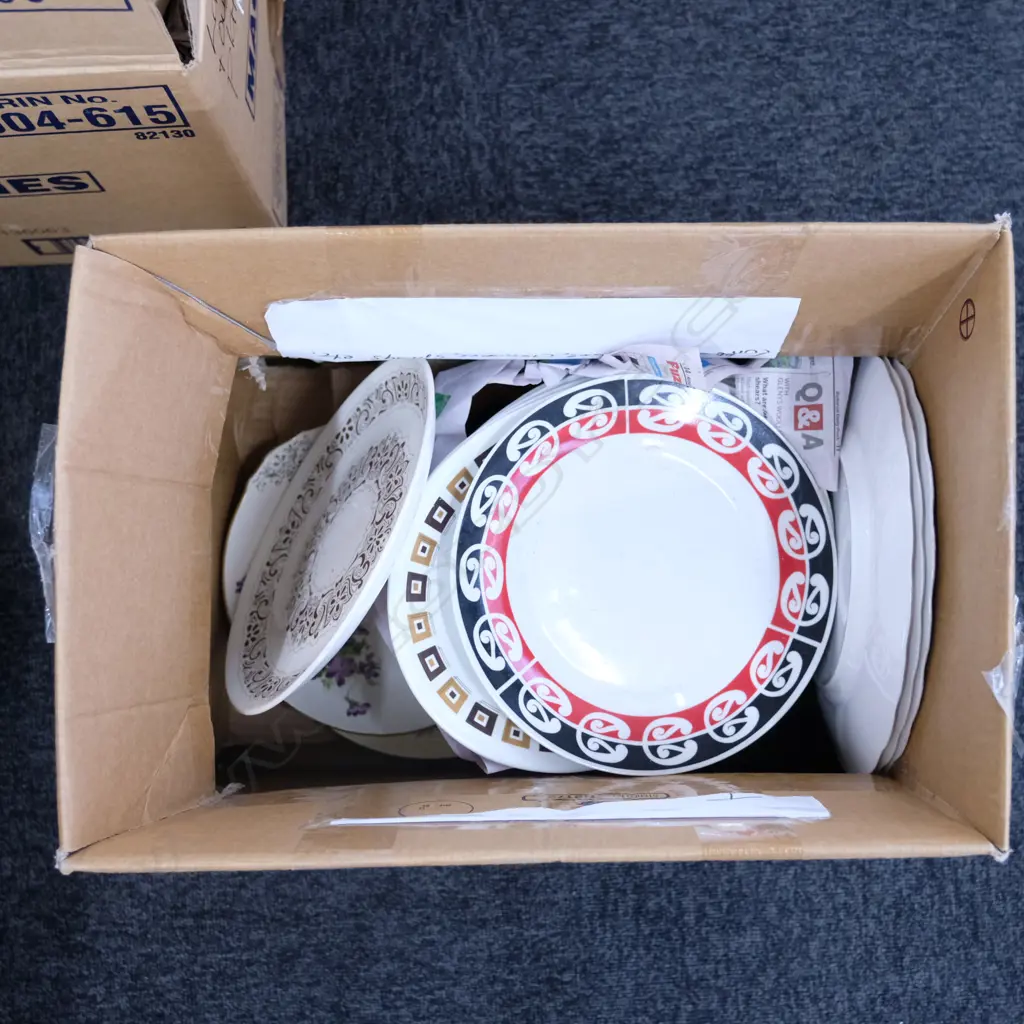 BOX OF CHINA Image 1++