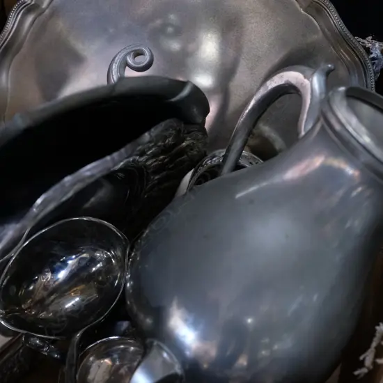 BOX ASST EP PLATTERS TEAPOT ETC