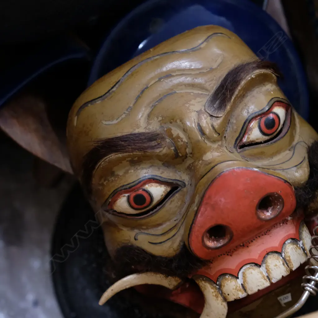 BOX OF ASSORTED ITEMS Image 1++