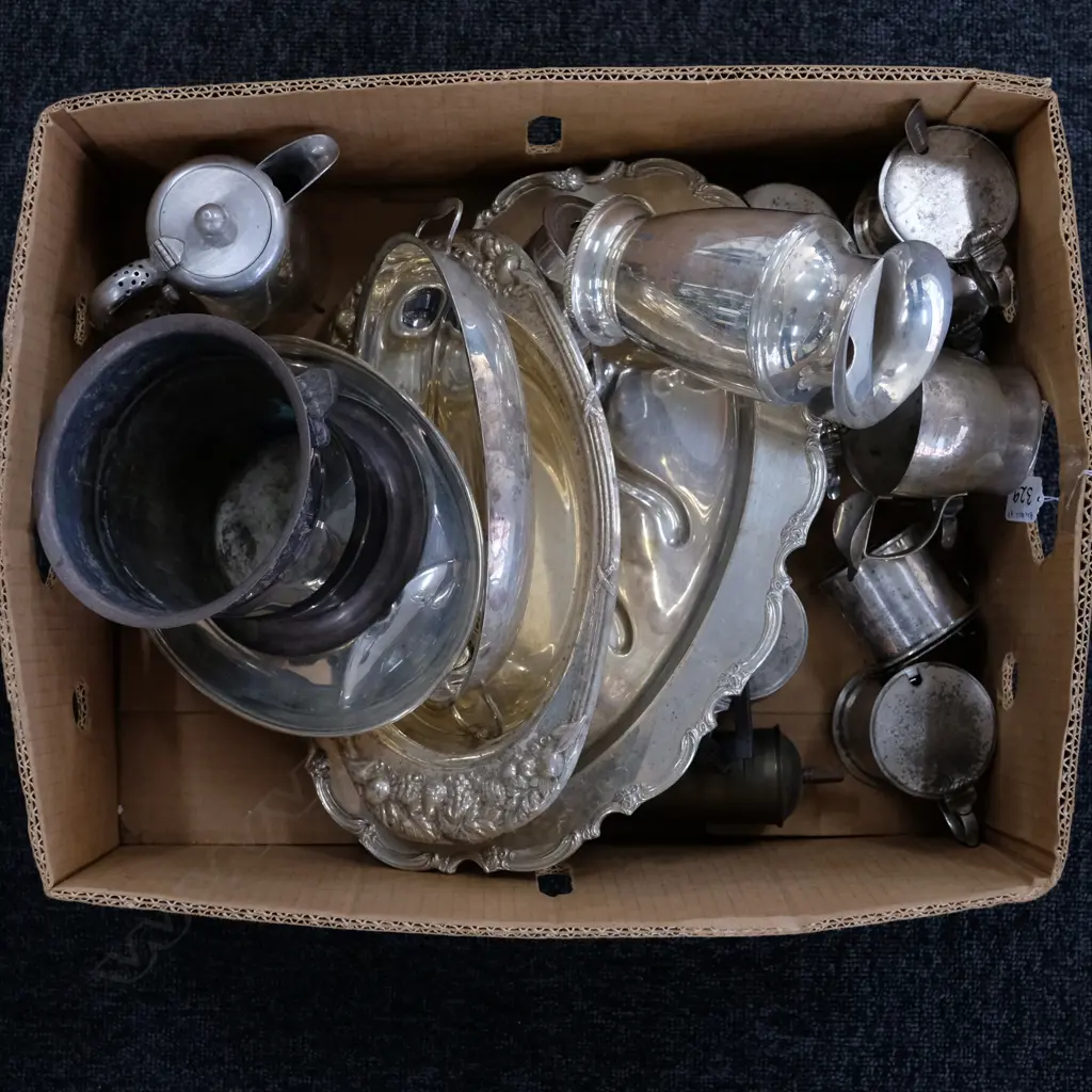 BOX EP WARE - PLATTERS ETC Image 1++