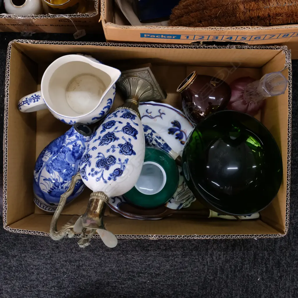 BOX ASST CHINA GLASSWARE ETC Image 1++