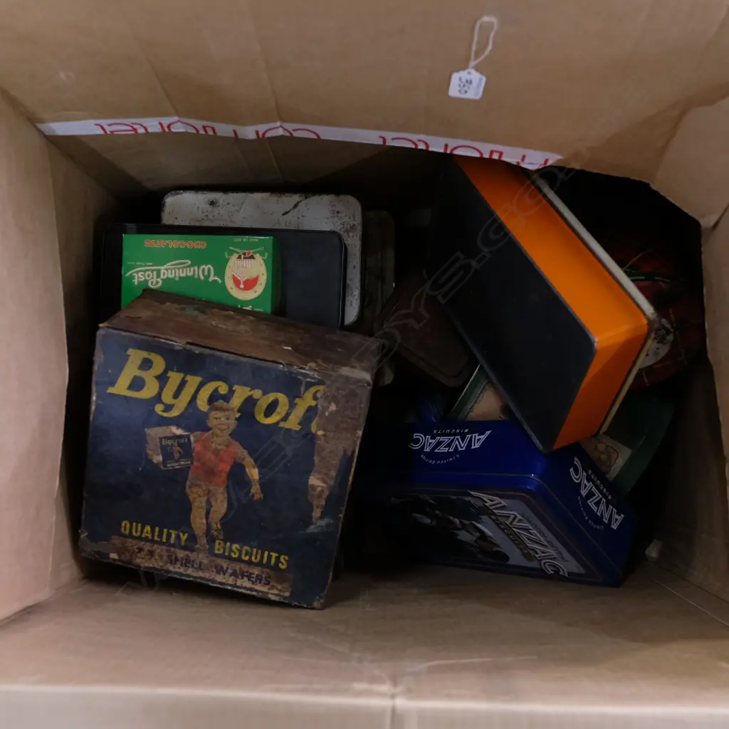 BOX OF VINTAGE TINS ETC Image 1++